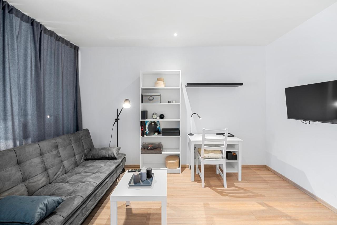 Vibestudio 301 - Central - Ac - Near Parking